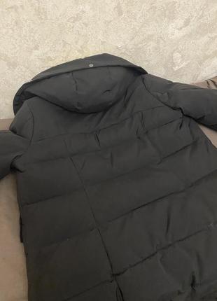 Чорна зимова куртка жіноча довга міді10 фото