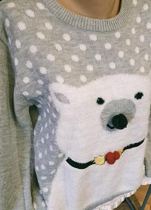 Шикарний новорічний светр. розмір s.7 фото