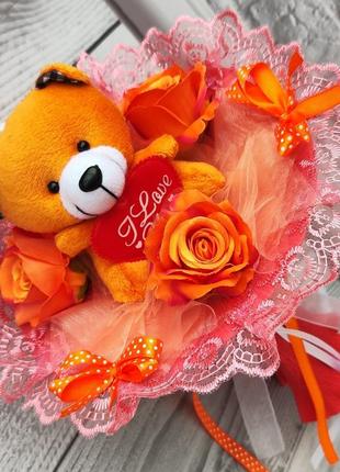 Оранжевий букет з плюшевим ведмедиком , м'які іграшки подарунок дівчині жінці чи дитині