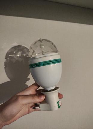 Светильник лампа крутящаяся