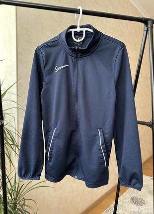 Олімпійка nike 9 років