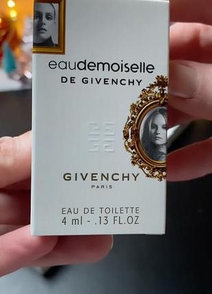 Givenchy  eaudemoiselle de givenchy edt 4 ml mini