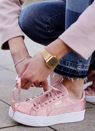Кеди жіночі рожеві сатин атлас puma vikky platform оригінал
