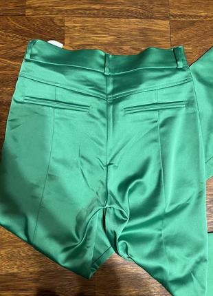 💚 атласні брюки-кльош зара зеленого кольору 💚3 фото