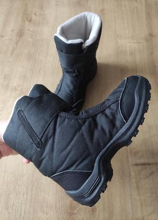 Дитячі фірмові чоботи quechua від decathlon, франца. розмір 28