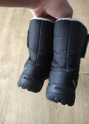 Дитячі фірмові чоботи quechua від decathlon, франца. розмір 28
