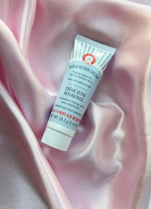 Увлажняющий крем для сухой кожи first aid beauty ultra repair cream intense hydration, 28.3 г