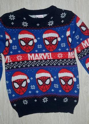 Новогодний свитер человек паук
