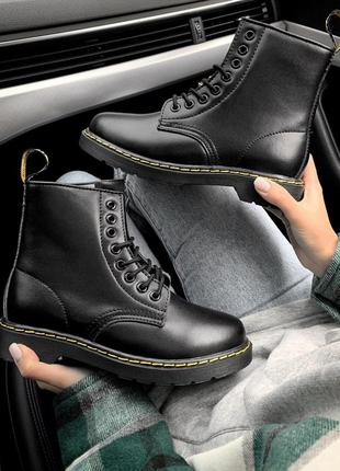 Жіночі черевики dr. martens black yellow зима хутро знижка sale / smb