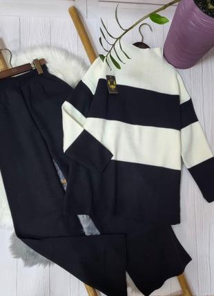 Стильний костюм