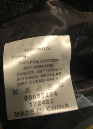 Жилет 100% wool 40/102 замеры на фото7 фото