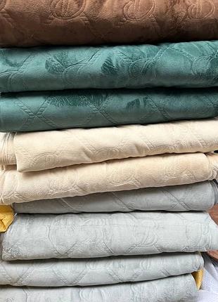 Велюрове покривало з наволочками 220x240