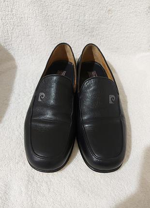 Лоферы мокасины pierre cardin 39p черные кожа