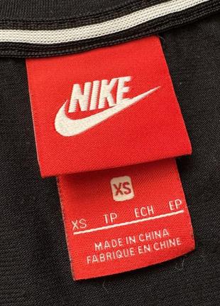 Nike swoosh wmns xs tee t-shirt найк свуш чорна футболка майка поло большое лого6 фото