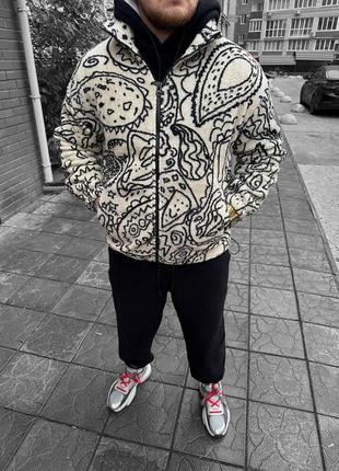 Чоловіча стильна тепла м'яка куртка-бомбер з візерунками бежева