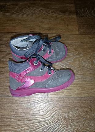 Черевики superfit 22 розмір 13,9 см