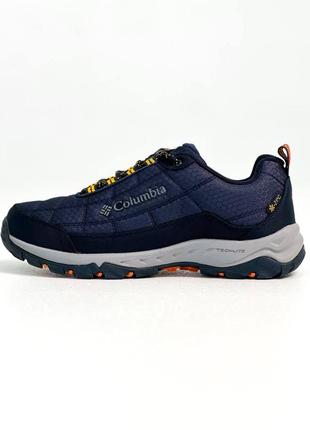 Columbia waterproof low gor tex