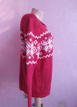 Теплый пушистый свитер с орнаментом3 фото