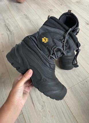 Термоботинки сапоги из термовыставкой jack wolfskin р. 35