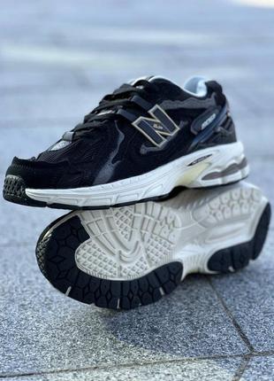 New balance  1906