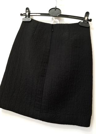 Cos швеция брендовая юбка мини чёрная демисезон/зима с карманами женская7 фото