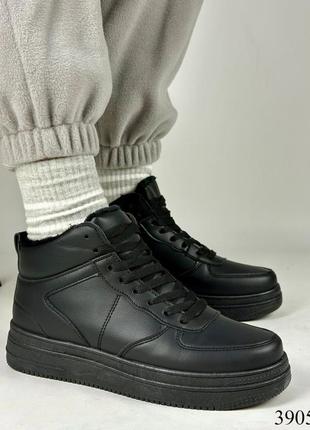 Зимові кросівки кеди жіночі чорні високі