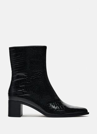 Ботинки черные женские под крокодила zara new3 фото