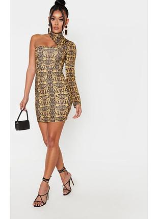 Шикарна сукня/платье/плаття🔥с интересным вырезом prettylittlething, на р. xs/s