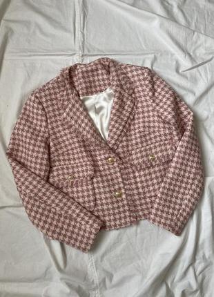 Укороченный пиджак твидовый розовый2 фото