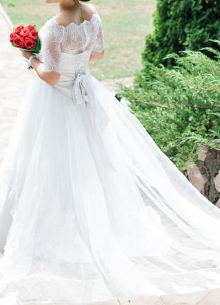 Ціна до кінця лютого!пишне весільне плаття зі шлейфом1 фото