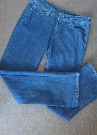 Джинсы levis с расшитыми карманами