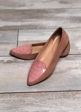 Балетки натуральные кожаные с острым носком