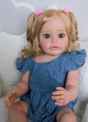 Велика реалістична лялька реборн (reborn) 55 см, доросла дівчинка з вініл силіконовим тілом та довгим волоссям, як жива справжня1 фото
