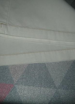 Джинсы летние п-во италия штаны джинсовые молочного цвета7 фото