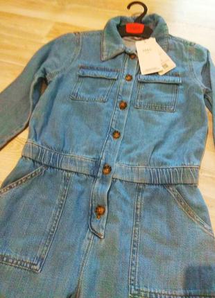 Стильный джинсовый комбинезон