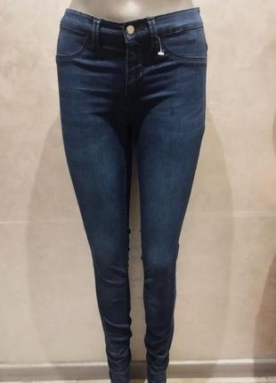 Стильні стрейчеві джинси преміум класу популярного бренду з данії selected