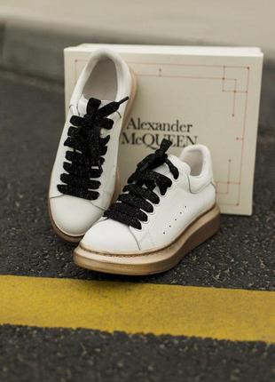 Alexander mcqueen кожаные женские кроссовки маквин в белом цвете (36-41)😍8 фото