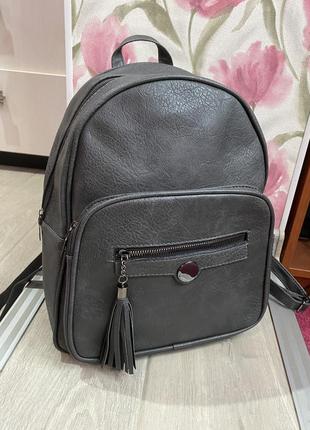 Жіночий рюкзак