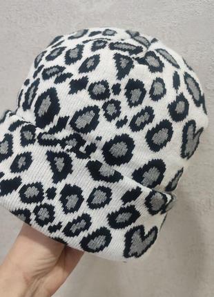 Шапка жіноча зимова, тепла шапка біні з леопардовим принтом8 фото