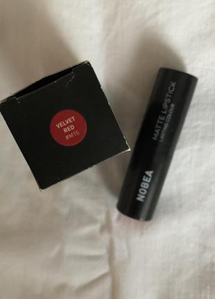 Nobea matte lipstick velvet red стойкая матовая красная помада для губ2 фото