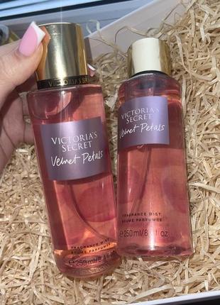 Victoria's secret спрей парфумований парфуми velvet petals