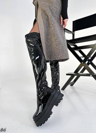 Магічна коробка сюрприз з вилітаючими кубиками, креативний подарунок на свято