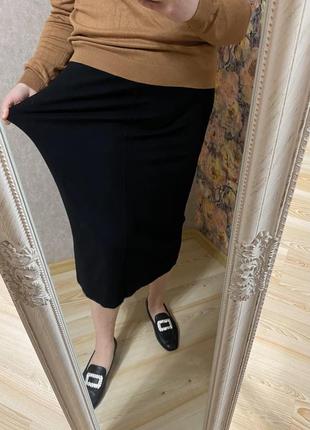 Базовая трикотажная чёрная юбка ниже колена на резинке 50-54 р2 фото