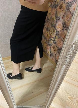 Базовая трикотажная чёрная юбка ниже колена на резинке 50-54 р4 фото