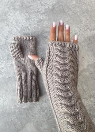 Перчатки без пальцев вязаные митенки беж молочные перчатки ручная работа белые...