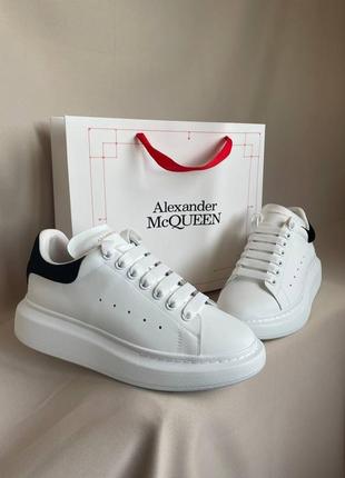 Кроссовки в стиле alexander mcqueen