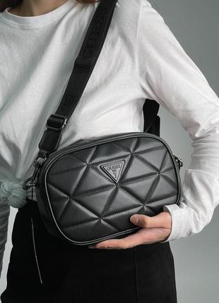 Женская сумка guess puff shoulder bag total black