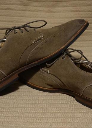 Гарні фірмові закриті замшеві туфлі в стилі used look clarks англія 44 1/2 р.