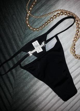 Соблазнительные трусики с декором из камней на пояске