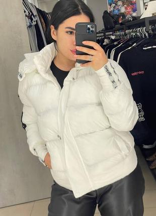 Женская зимова куртка chanel